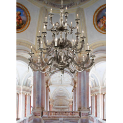 Lustre monumental en verre soufflé pour hôtel ou château Design Empire 30 Lumières