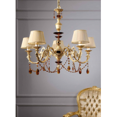 Lustre Chandelier en Laiton doré à la feuille d'or et cristal pour hôtel ou château Design Petra 5 Lumières