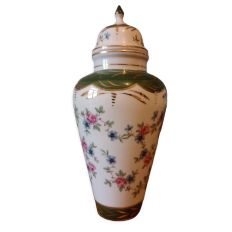 Vase couvert ou potiche en porcelaine polychrome xix siècle