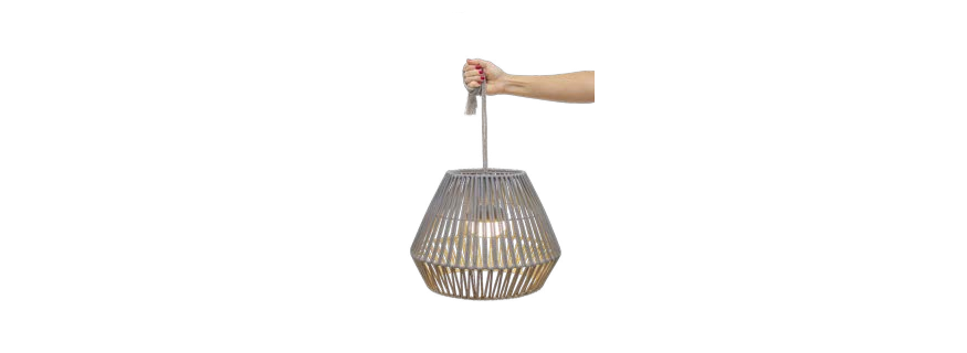 Suspension rechargeable en matériaux recyclés à suspendre Design Conta Hang
