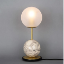 Lampe de table boule en céramique marbrée Design Zapp
