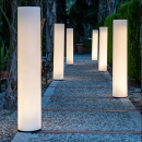 Colonne lumineuse blanche ou couleur et solaire Design Fity