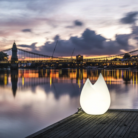 Lampe moderne d'extérieur en polyéthylène Design Flame