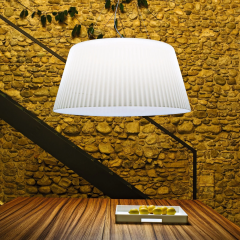 Suspension diamètre 110 cm, en polyéthylène Design Lampa Daria