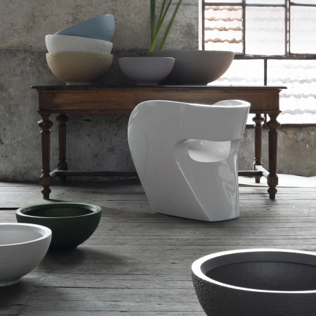 Pot en polyéthylène granulé Design Ciotola Ruvida