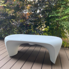 Table d'extérieur lumineuse ou inerte, en polyéthylène ou velours, Design Lily