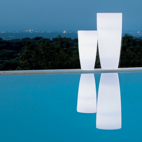 Vase rond lumineux en résine Design Stilo