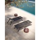 Bain de soleil reglable en aluminium et Textilène Design Maja