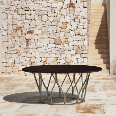 Table ronde d'extérieur en aluminium recyclable et pietement empilable Design Mimi