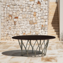 Table ronde d'extérieur en aluminium recyclable et pietement empilable Design Mimi