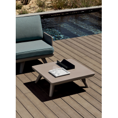 Table d'extérieur en polyéthylène recyclable Design Samourai