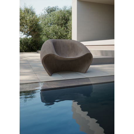Fauteuil d'extérieur moulé en polyéthylène recyclable Design Iris