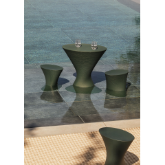 Tabouret d'extérieur en polyéthylène recyclable Design Iris