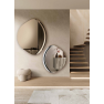 Miroir sculptural avec demi-cadre en verre fusionné Design Acaï