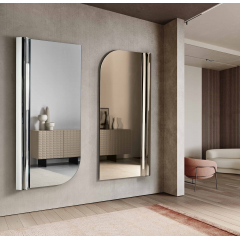 Miroir asymétrique en verre fusionné à bords arrondis Design Otera
