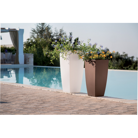 Vase rectangulaire en résine Design Stilo