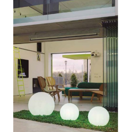 Boules lumineuses solaires et flottantes